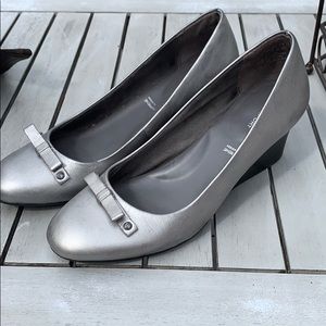Rockport 2” Silver Wedges